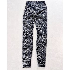 Lululemon Women’s High Rise Black Gray Print Leggings